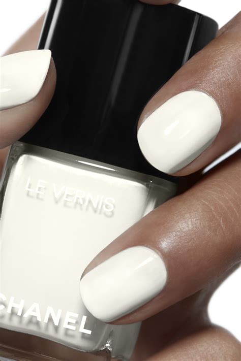 chanel insomniaque nail polish|LE VERNIS Longwear nail colour 101 .